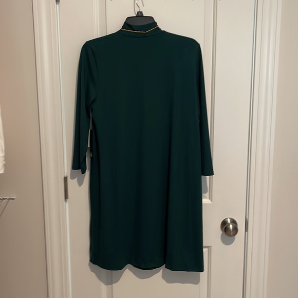 NEVERWORN Woman’s Dress - Picture 7 of 7